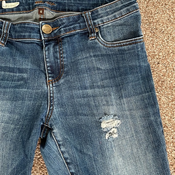 Women’s Kut from the Kloth Catherine Boyfriend Distressed Jeans Size 6 - Picture 3 of 7
